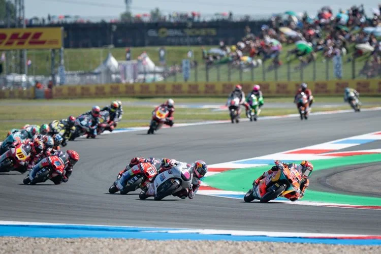 Veda Ega Pratama saat balapan pada Moto3 Belanda 2026