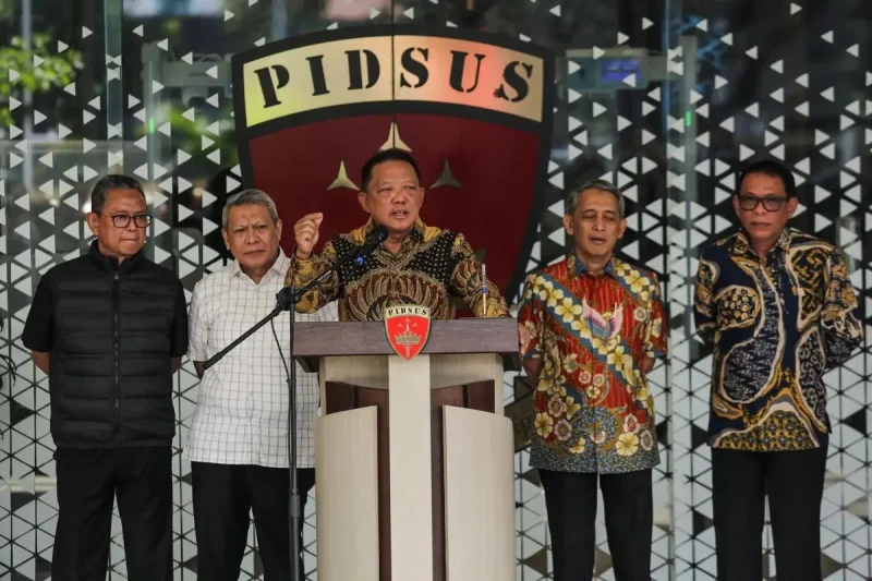 Eks Jampidsus Febrie Adriansyah dan Don Ritto Dicekal ke Luar Negeri