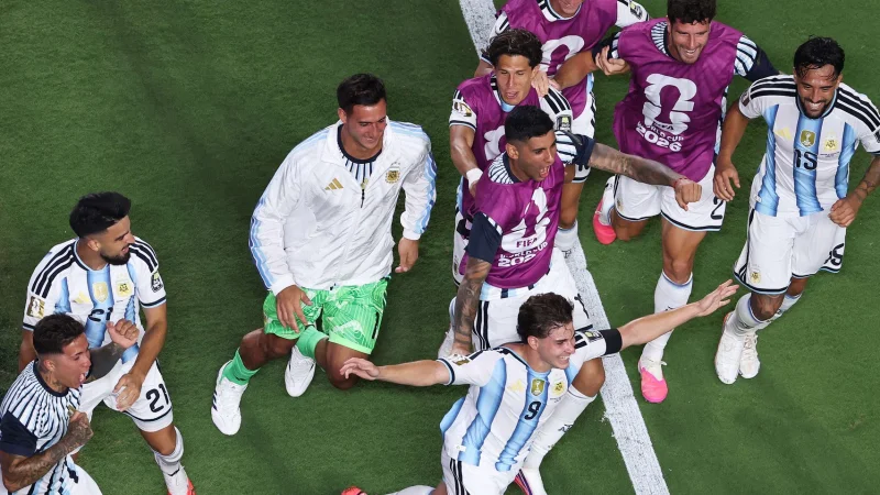 Alvarez menyamai rekor Maradona... dan semakin mendekati tahta Messi