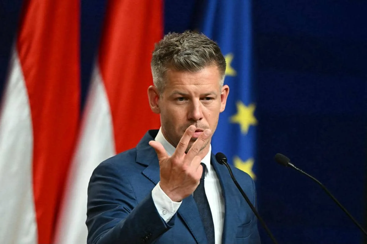 Perdana Menteri Terpilih Hungaria, Peter Magyar, yang mengakhiri rezim Viktor Orban. 