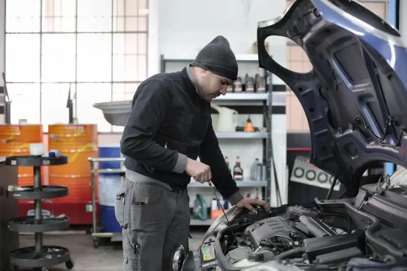 Copot Termostat Bikin Mesin Mobil Lebih Adem: Mitos atau Fakta?