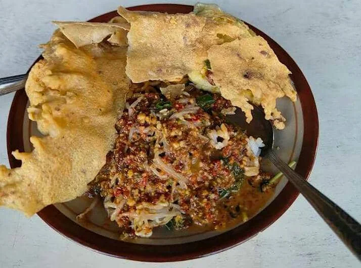 Pecel Tumpang Bu Beny, Kediri, Jawa Timur