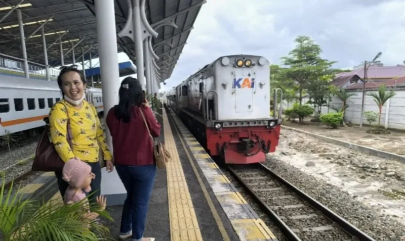 Penumpang Stasiun Lubuk Pakam Naik Enam Persen pada Semester I 2026, KAI Sebut Peran Transportasi Kian Vital