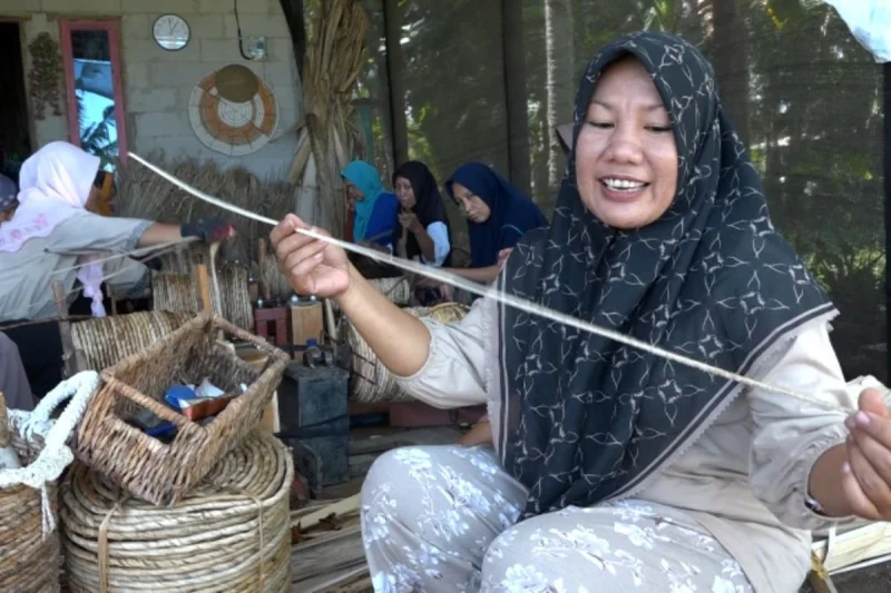 Kisah Linda di Kebumen Olah Pelepah Pisang Jadi Leles Banana, Sukses Berdayakan Tetangga