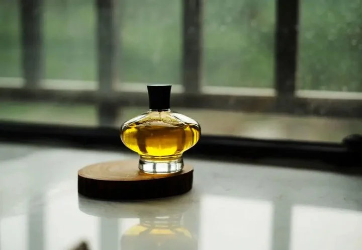 8 Cologne Pria Terbaik untuk Musim Semi, Wanginya Fresh dan Modern