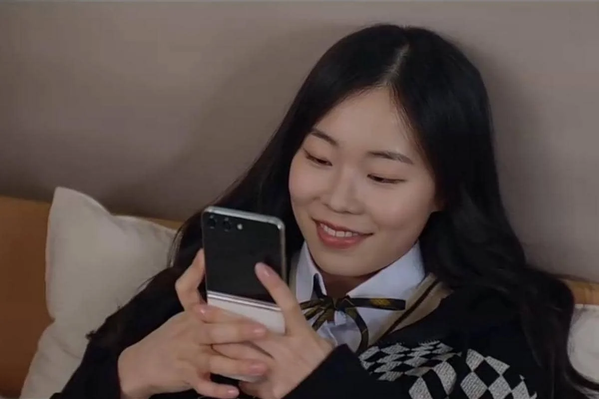 Still cut Agent Kim Reactivated