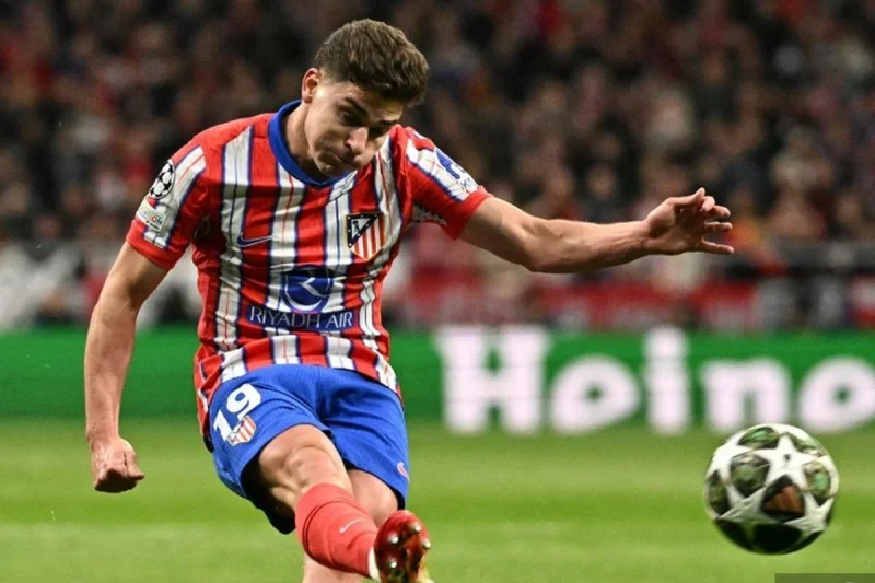 Rekrut Karim Adeyemi, Presiden Barcelona Ungkap Nasib Transfer Julian Alvarez