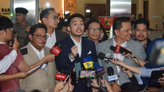 Pengacara Jamin Jokowi Hadiri Sidang Roy Suryo-Tifa Saat Pembuktian