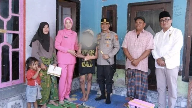 Polisi: Selain Pimpin Ponpes Tersangka Pembakaran Santri Juga Seorang Pengasuh