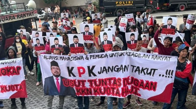 Menteri Agama Yaqut Cholil Qoumas kembali dilaporkan ke KPK terkait dugaan korupsi kuota haji 2024, Senin (5/8/2024). (Dok. Ist)