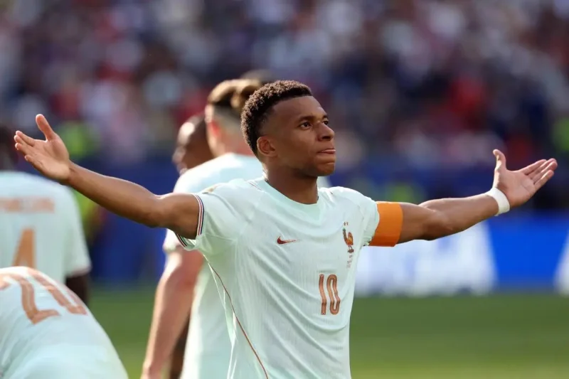 Head-to-Head Prancis vs Spanyol: Kental Aroma Balas Dendam