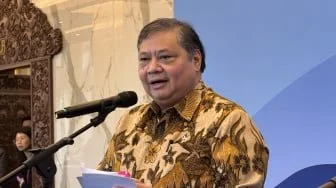Menko Airlangga Kaji Harga BBM Khusus untuk Nelayan Berkapal Besar