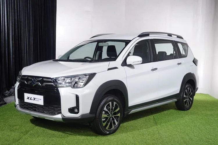 Suzuki XL7 New Zeta Hybrid