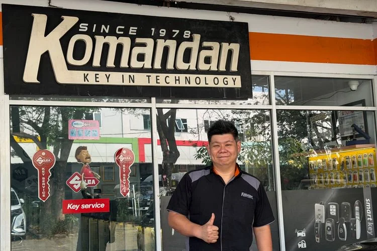 Raymond Lie komandan key 