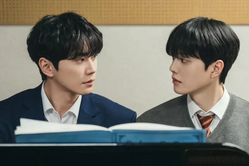 7 Still Cuts Drakor Four Hands, Two Sonatas, Song Kang Comeback!
