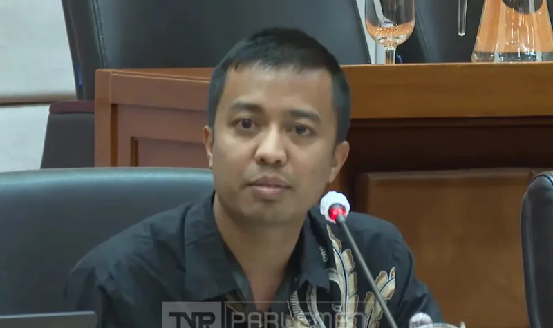 Rapat di DPR, Pakar Kebijakan Publik Sebut 3 Pihak yang Bisa Setop MBG