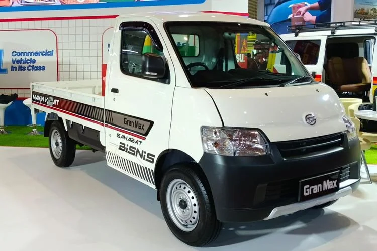Daihatsu Gran Max  GIICOMVEC 2026