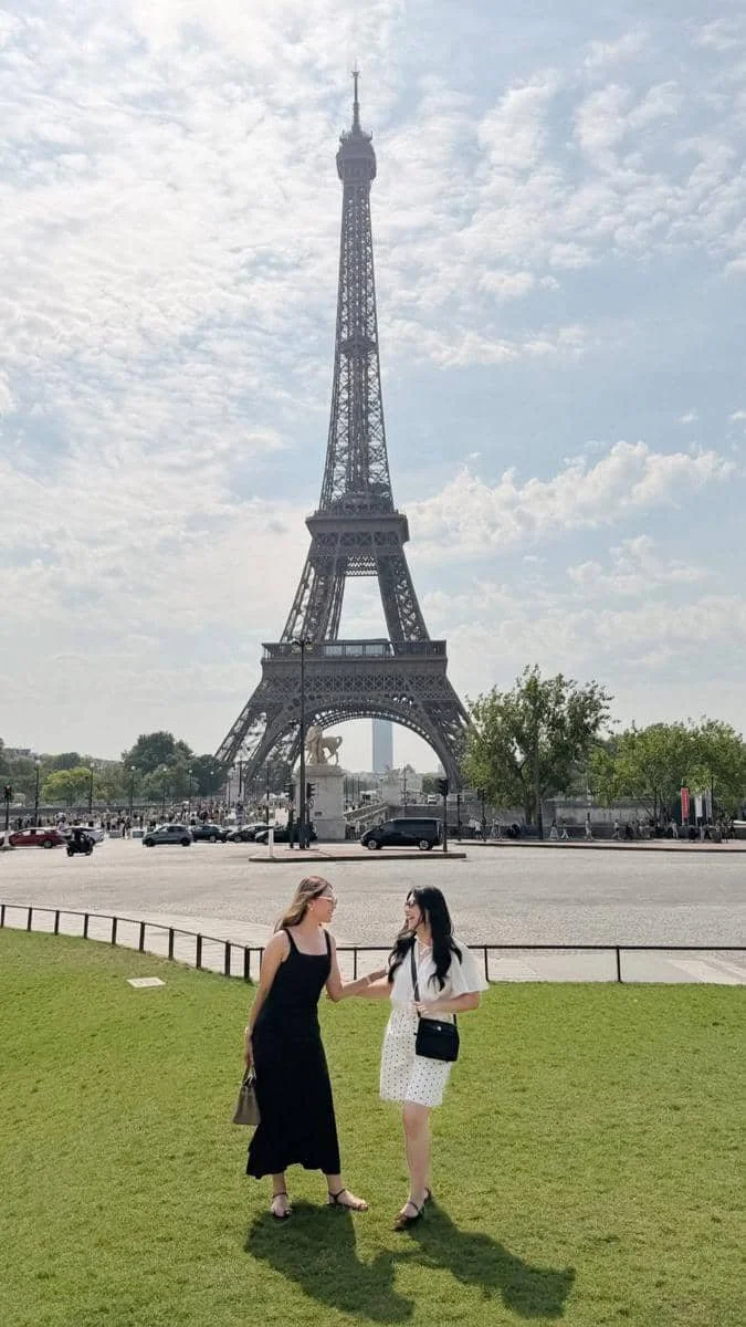 Yunita Siregar jalan-jalan di Kota Paris