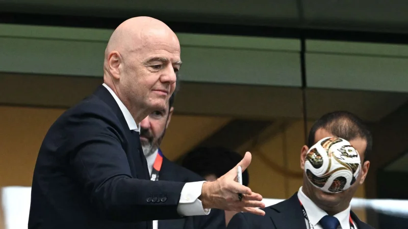Setelah penundaan penampilan perdana Lewandowski... Apakah FIFA akan mengubah jadwal final Piala Dunia karena asap di New York?