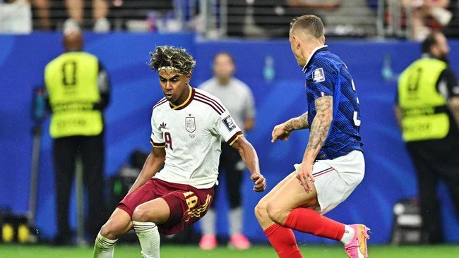 Guardiola Sebut 3 Pemain Kunci Spanyol untuk Kalahkan Argentina