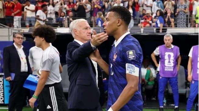 Pelatih Prancis, Didier Deschamps (Kiri) dan Striker Timnas Prancis, Kylian Mbappe (Kanan). (fifa.com)