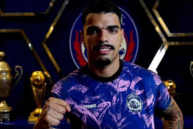 Pemain asing asal Brasil Marcos Vinicius Silvestre Gaspar sebagai amunisi baru di sektor serangan Arema FC untuk mengarungi Super League 2026-2027.