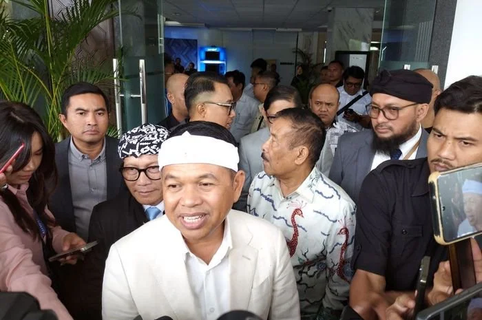 Dedi Mulyadi Pastikan SPP SMA-SMK Tetap Gratis, Anggaran Operasional Gubernur Siap Dipangkas