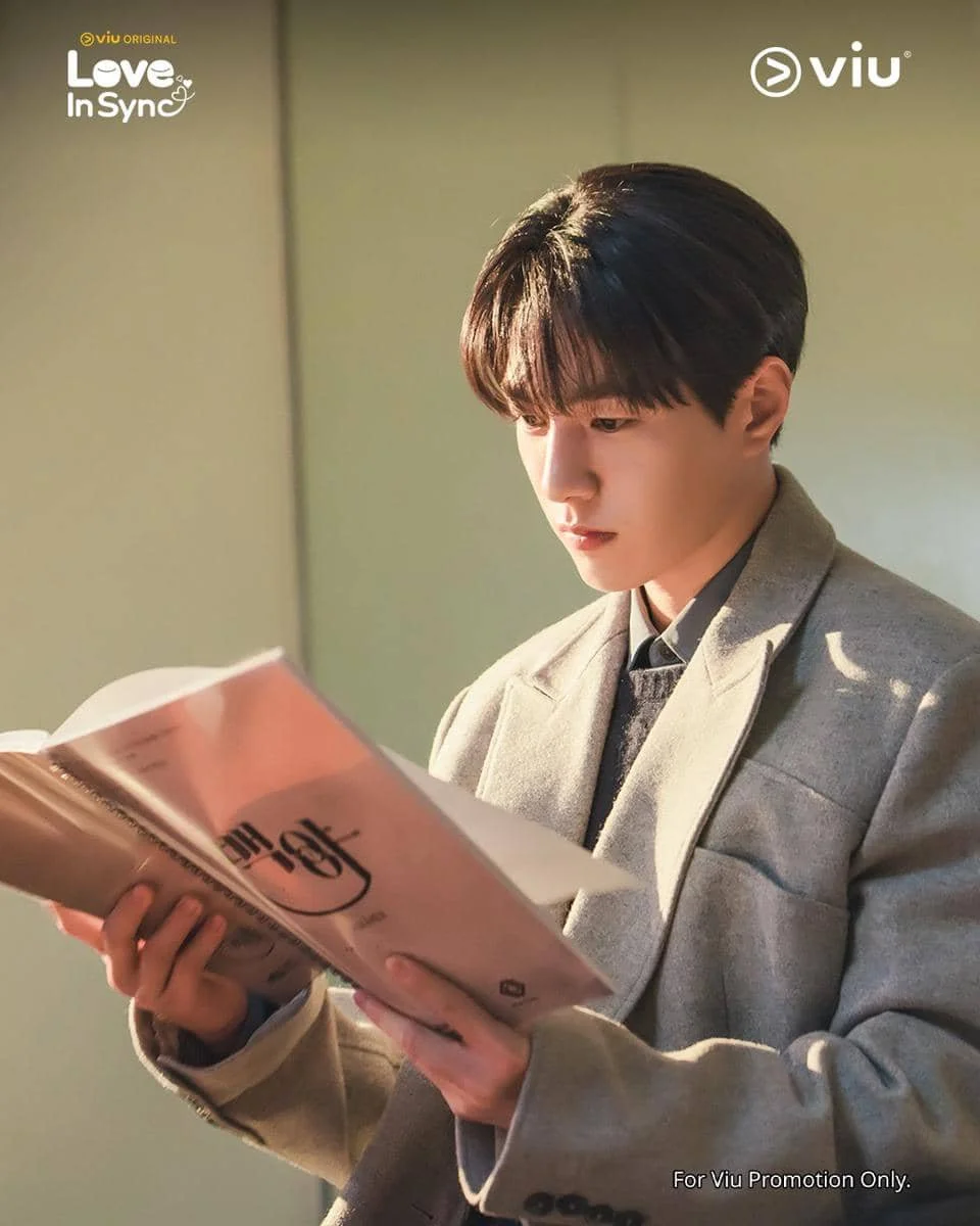Still cut drama Love In Sync