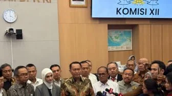 Ditengah Kelangkaan, Harga Pertalite dan Biosolar Dipastikan Tak Naik hingga Akhir 2026