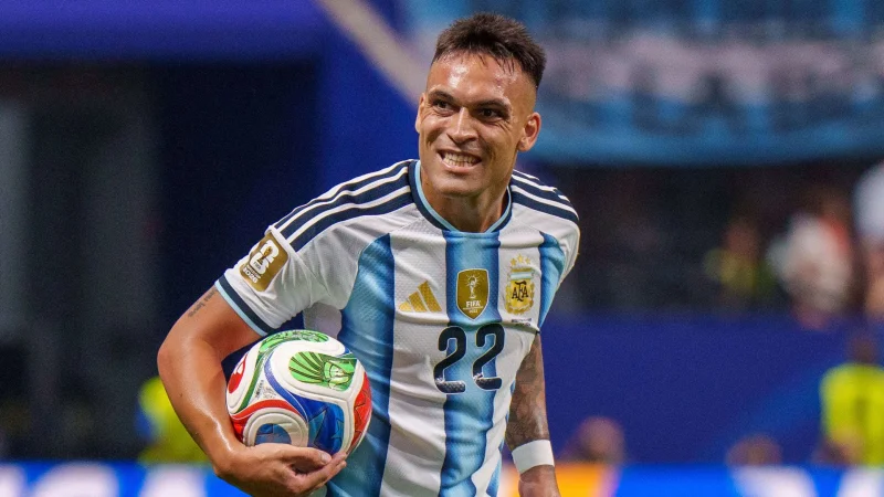 Lautaro Martínez... Dari bayang-bayang Messi hingga menjadi pahlawan Argentina di Piala Dunia