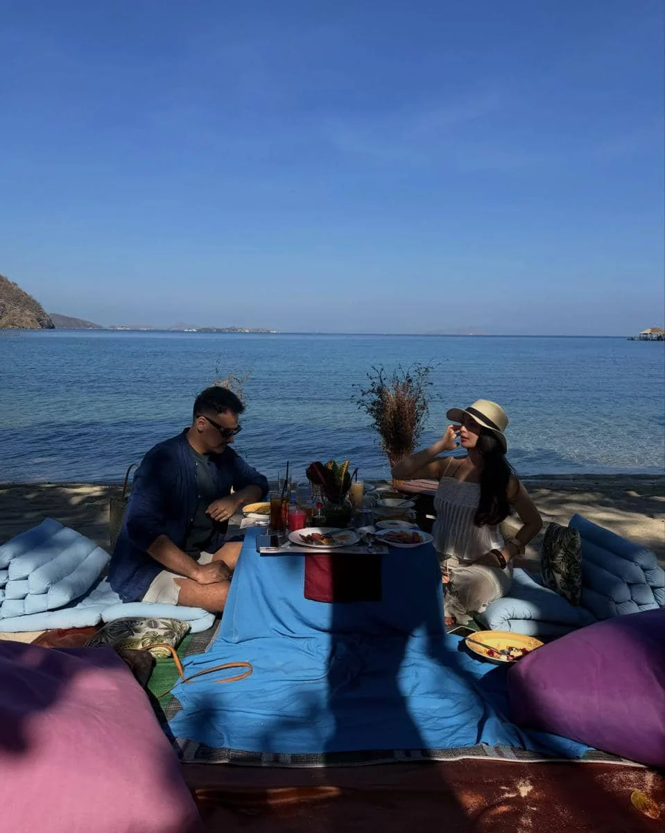 Debi Sagita babymoon di Plataran Komodo