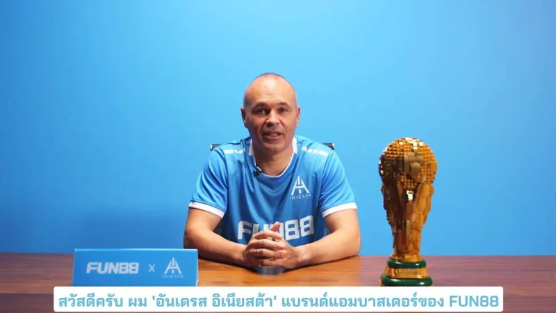 Iniesta "terkejut" dengan keputusan De La Fuente... dan memperingatkan tentang "jebakan" Messi