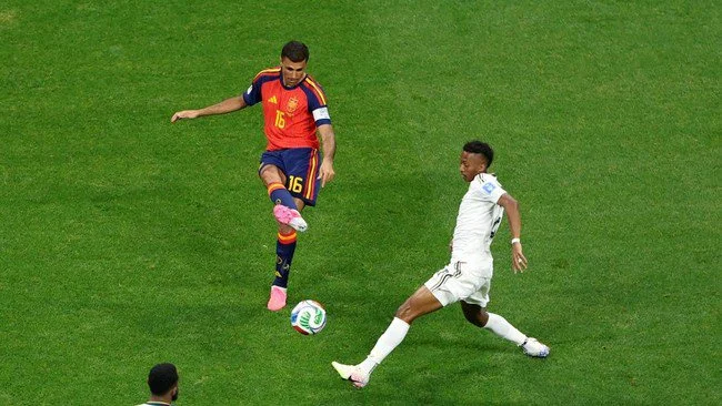 Rodri Tak Gentar Ladeni Spanyol: Kami Tim yang Komplet