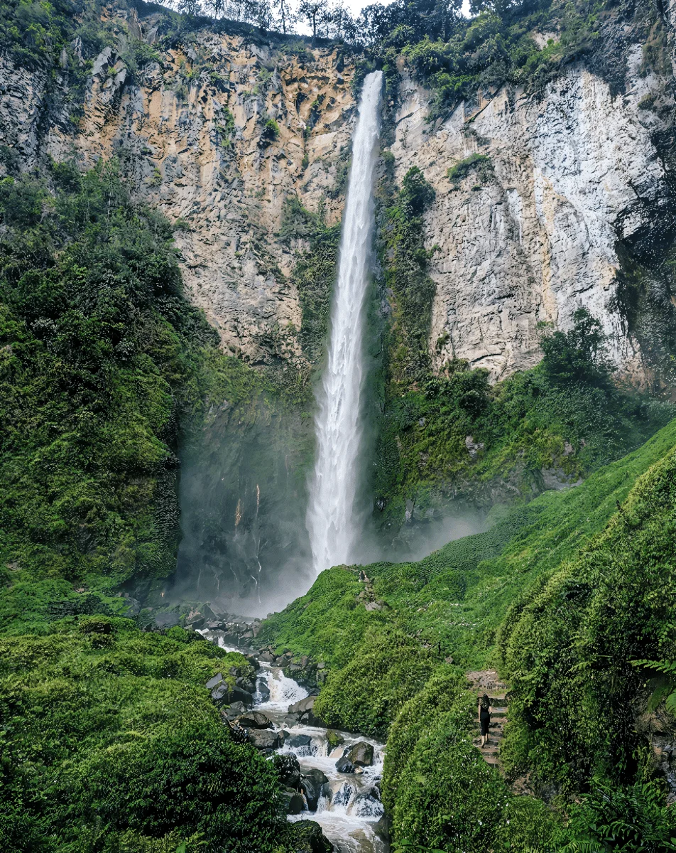 Air Terjun Sipiso Piso