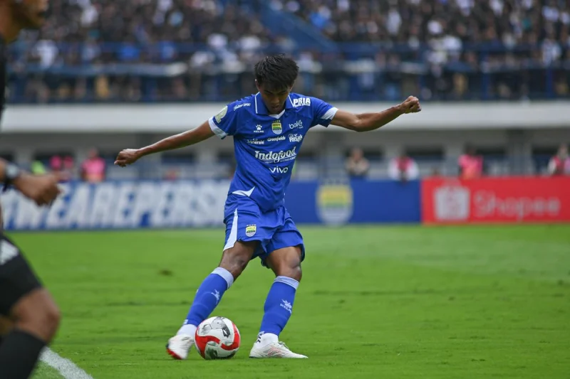 Regulasi U23 Dicabut, Persib Perpanjang Kontrak Kakang Rudianto