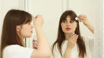4 Serum Calendula yang Ampuh Pudarkan Bekas Jerawat PIE dan Lembapkan Kulit