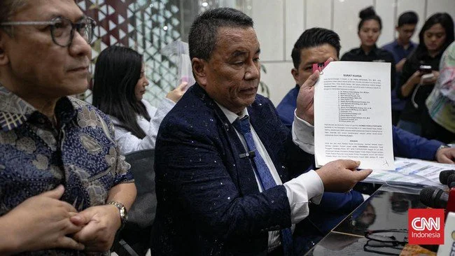 Gerindra Sentil Hotman: Presiden Tak Pernah Intervensi Kasus Hukum