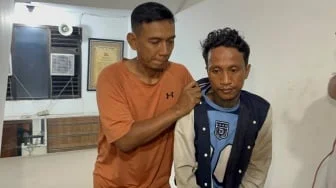 Keciduk CCTV! Pria di Tambora Gasak Motor Teknisi WiFi yang Kuncinya Tergantung Demi Biaya Hidup