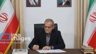 Korban Tewas Berjatuhan, Iran Tak Berpikir Buat Damai dengan Amerika