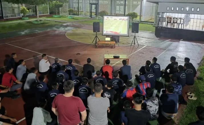 Lapas Narkotika Muara Sabak Fasilitasi Warga Binaan Nobar Final Piala Dunia 2026