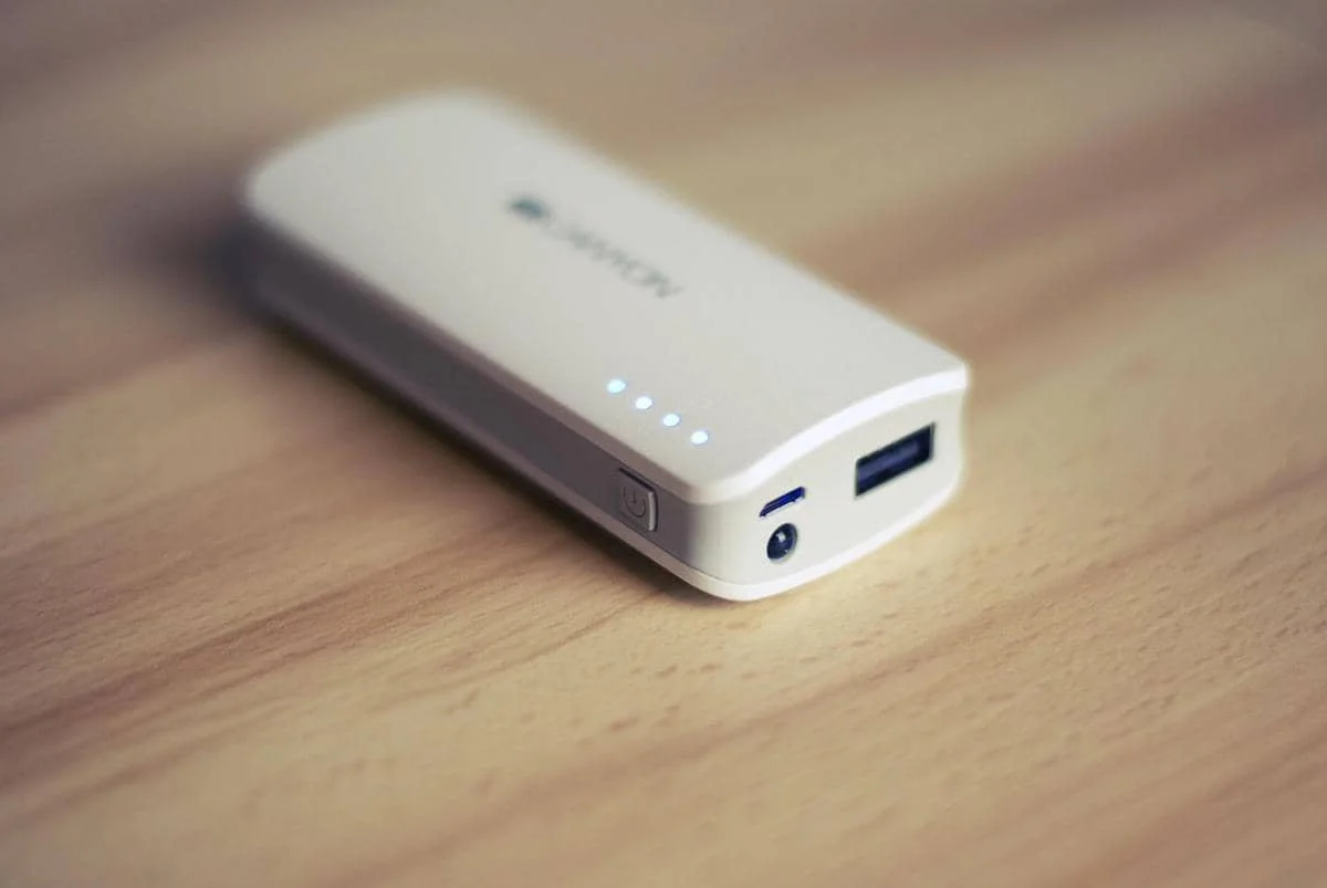 Ilustrasi power bank 