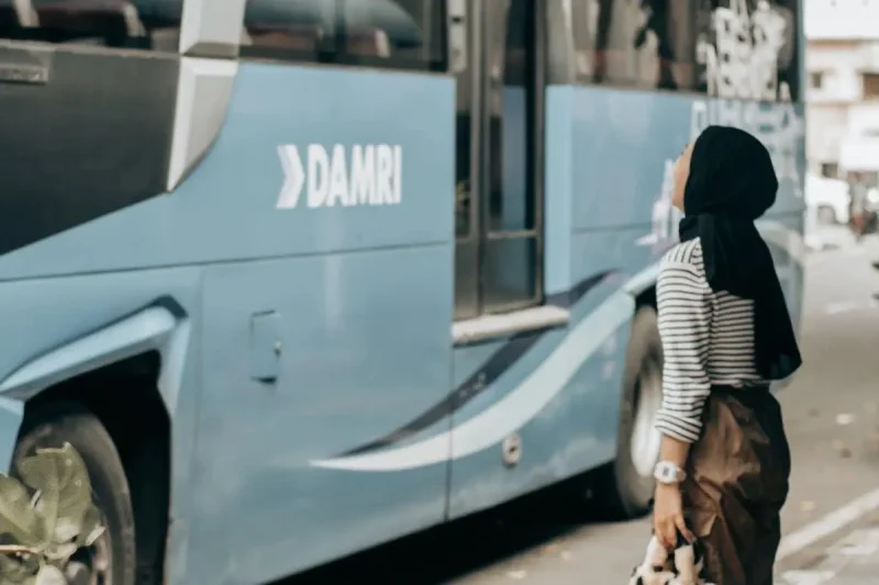 5 Barang Penyelamat yang Wajib Dibawa Saat Naik Bus AKAP