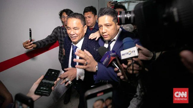 Hotman Paris Minta Maaf ke Wartawan: Saya Emosi Diberondong Pertanyaan