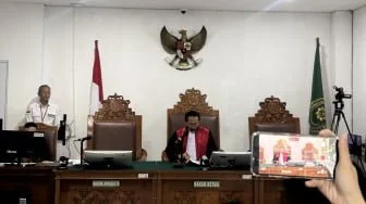 Hakim Tolak Praperadilan Roy Suryo, Status Tersangka Tetap Sah