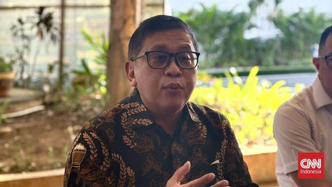Hasto Tagih Surat Balasan BGN soal Data Kader PDIP Terlibat MBG