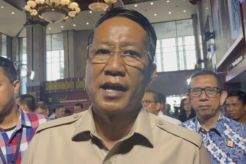 Menkum: Tarif Lepas WNI Hanya untuk 300 Orang, Apa yang Perlu Kita Resahkan?