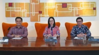 Jangan Lama-lama Pegang Saham DCII, Ada Warning