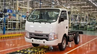 Pabrik Masih Menganggur Pemerintah Dorong Isuzu Kejar Target Produksi 500 Ribu Unit