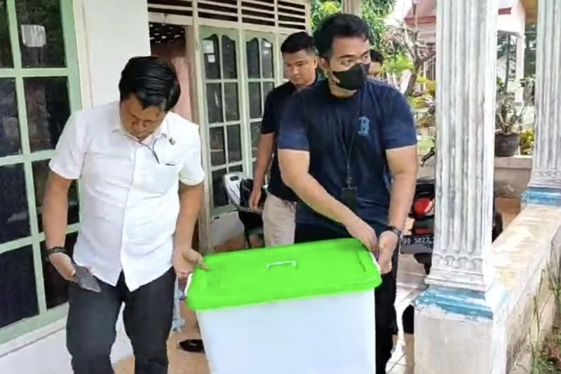 Polisi Bengkulu Geledah Rumah Keluarga Tersangka Investasi Bodong di Dua Kabupaten