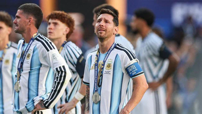 Legenda Inggris soal Final Piala Dunia: Argentina Main Seperti Sampah